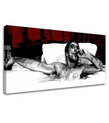 Pop art obraz na plátne s motívom Tony Montana s cigarou v bazéne v bielo-červených odtieňoch, samota | Najväčší mafiáni na plátne Scarface - Tony Montana s cigarou v bazéne – produkt, pohľad 2