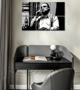 Pop art obraz na plátne s motívom The Godfather - Vito Corleone s fľaškou škótskej, cigara, fľaša v bielo-čiernych odtieňoch, melancholická atmosféra – hlavný