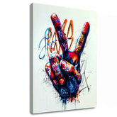 Moderný obraz na plátne s motívom Peace Hand, graffiti v bielych odtieňoch, energická atmosféra | Obraz Peace Hand, nástenná dekorácia – hlavný