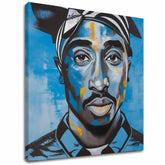 Ručne maľovaný obraz na plátne s motívom Tupac Shakur - Rapper v nebi v čierno-bielych odtieňoch, intenzívna atmosféra | Obraz Tupac Shakur - Rapper v nebi – hlavný