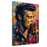 Moderný obraz na plátne s motívom Elvis Presley - Zlatý hlas rock’n’rollu, mikrofón v oranžovo-fialových odtieňoch, energická atmosféra | Obraz Elvis Presley - Zlatý hlas rock’n’rollu – hlavný