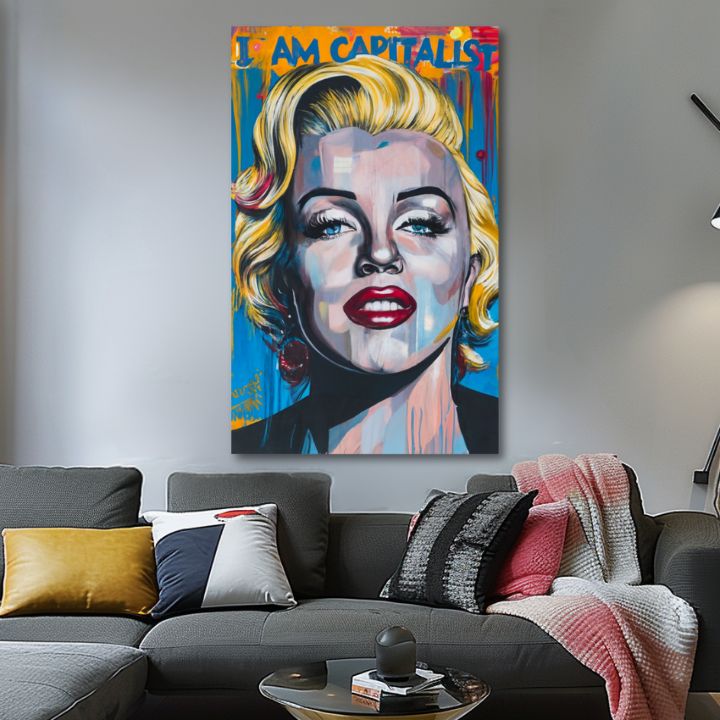 Moderný obraz na plátne s motívom Marilyn Monroe - Kapitalistický šarm v zlato-červených odtieňoch, odvážna atmosféra, sláva | Obraz Marilyn Monroe - Kapitalistický šarm – produkt