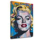 Moderný obraz na plátne s motívom Marilyn Monroe - Kapitalistický šarm v zlato-červených odtieňoch, odvážna atmosféra, sláva | Obraz Marilyn Monroe - Kapitalistický šarm – hlavný