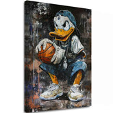 Moderný obraz na plátne s motívom LeBron Duck na plátne v bielych odtieňoch, mestská atmosféra, popkultúra a nostalgia | Obraz LeBron Duck na plátne – hlavný