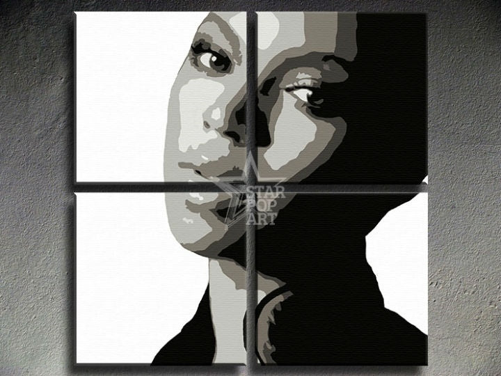 Ručne maľovaný obraz na plátne s motívom BEYONCÉ v čierno-bielych odtieňoch, dramatická atmosféra | Ručne maľovaný POP Art obraz BEYONCÉ – hlavný