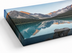 Detail gallery-wrap panoramatického fotoobrazu – kvalitné plátno s 2cm dreveným rámom