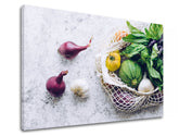 Klasický obraz na plátne s motívom ZELENINA v zeleno-červených odtieňoch, svieža atmosféra, vhodný do kuchyne | Obraz na stenu ZELENINA_063-11 – produkt