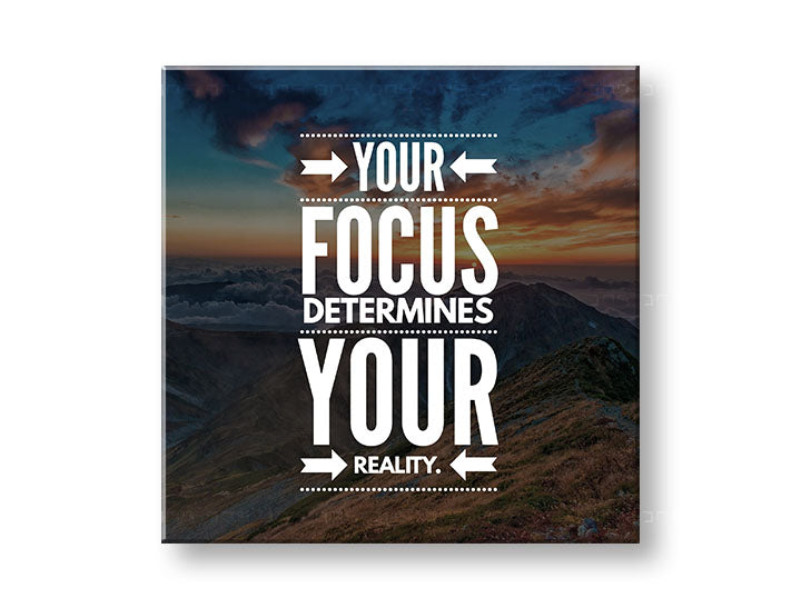 Obraz na plátne s motívom Your focus, hory, obloha, oblaky, západ slnka v bielych odtieňoch, inšpiratívna atmosféra, príroda, vhodný do kancelárie – hlavný
