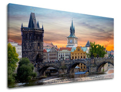 Klasický obraz na plátne s motívom MESTO PRAHA, Praha v bielo-modrých odtieňoch, romantická atmosféra, mestský život, vhodný do kancelárie | Obraz na stenu MESTO PRAHA – hlavný