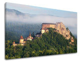 Klasický obraz na plátne s motívom SLOVENSKO, hrad, les, opar, architektúra v béžovo-sivých odtieňoch, pokojná atmosféra, príroda a samota, vhodný do kancelárie – hlavný