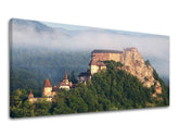 Klasický obraz na plátne s motívom PANORÁMA SLOVENSKO, hrad, les, opar, architektúra v sivo-zelených odtieňoch, pokojná atmosféra, vhodný do obývačky – hlavný