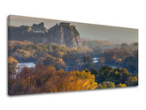Klasický obraz na plátne s motívom PANORÁMA SLOVENSKO, rieka, les, architektúra, detský motív v modro-sivých odtieňoch, pokojná atmosféra, vhodný do obývačky – hlavný