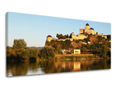 Klasický obraz na plátne s motívom PANORÁMA SLOVENSKO, hrad, rieka, stromy, architektúra v modro-zelených odtieňoch, pokojná atmosféra, vhodný do pracovne – hlavný