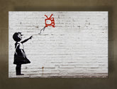Klasický obraz na plátne s motívom Street ART – Banksy, balón, krajina, more a pláž v fialovo-modrých odtieňoch, melancholická atmosféra, viacdielné prevedenie – hlavný