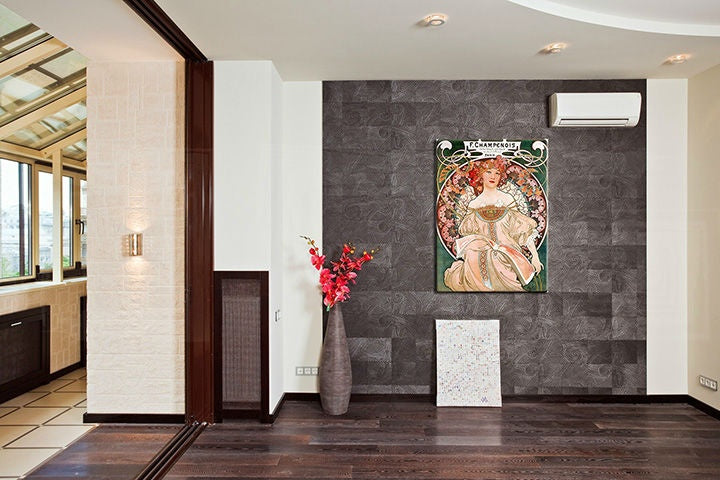 Pop art obraz na plátne s motívom F. CHAMPENOIS IMPRIMEUR-ÉDITEUR – Alfons Mucha, kvety, príroda v zeleno-červených odtieňoch zavesený v interiéri obývačky – interiér