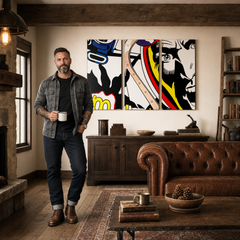 Ručne maľovaný POP Art obraz LICHTENSTEIN – obraz v modernom mužskom interiéri, lifestyle vizualizácia. Dominantné farby: čierna, žltá, červená, modrá, biela.