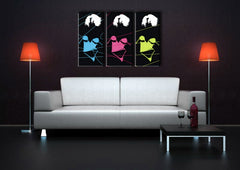 Ručne maľovaný obraz s motívom Three sexy woman v čierno-bielych odtieňoch | Ručne maľovaný POP Art obraz Three sexy woman, láska a oslava – náhľad
