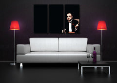 Pop art obraz na plátne s motívom Marlon Brando, príroda v čiernych odtieňoch zavesený v interiéri obývačky, dramatická atmosféra, sila a moc a elegancia – interiér, pohľad 2