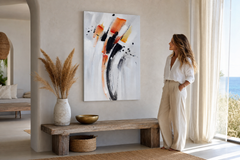 Maľovaný obraz na stenu ABSTRAKT 60x90 cm – ručne maľovaný obraz v elegantnom interiéri (Modern coastal) | wall mockup | premium canvas | Papilora.sk