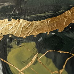 Makro detail ručne maľovaných impasto ťahov akrylovou farbou na plochy obrazu, viditeľná textúra a reliéf — Papilora Crafted for Home.