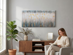 Industriálny obraz na plátne s motívom dážď v béžovo-modrých odtieňoch zavesený v interiéri pracovne, pokojná atmosféra, príroda a pokoj a vyrovnanosť – interiér