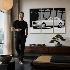 Ručne maľovaný POP Art obraz BENTLEY – obraz v modernom mužskom interiéri, lifestyle vizualizácia. Dominantné farby: biela, čierna, sivá.