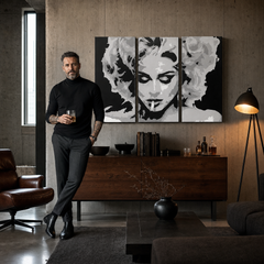 Ručne maľovaný POP Art obraz MADONNA – obraz v modernom mužskom interiéri, lifestyle vizualizácia. Dominantné farby: čierna, sivá, biela.