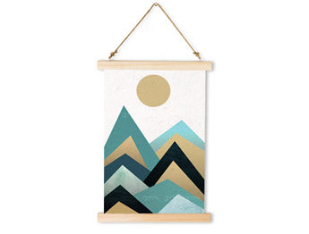 Závesné plátno na stenu The Superior Muse / Dan Johannson | rôzne rozmery a rámy